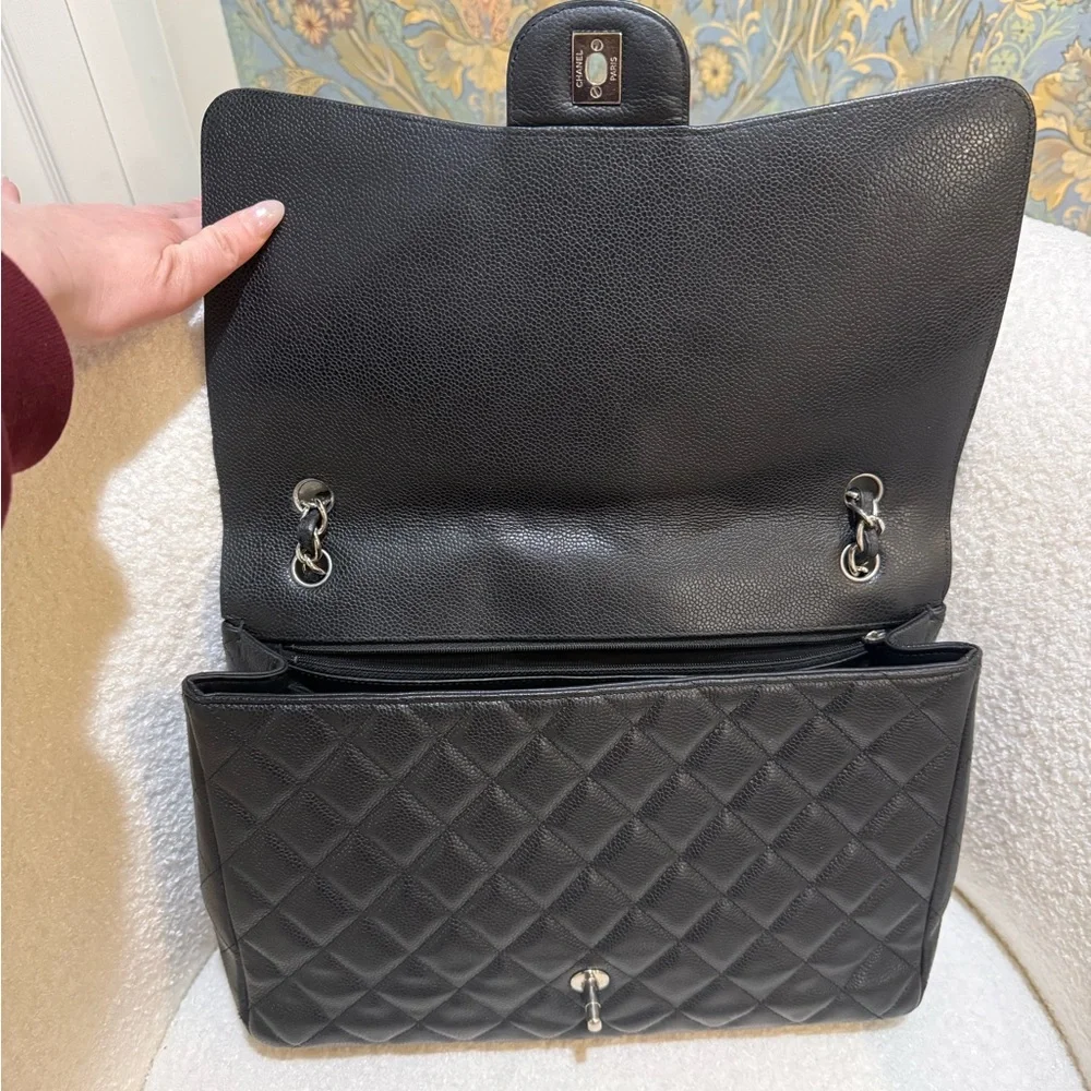 Chanel Black Caviar Maxi Classic Single Flap with Silver Hardware - Picture 12 of 16